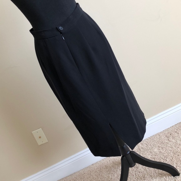 Brand New Never Worn 100% sillk Skirt - Picture 4 of 6